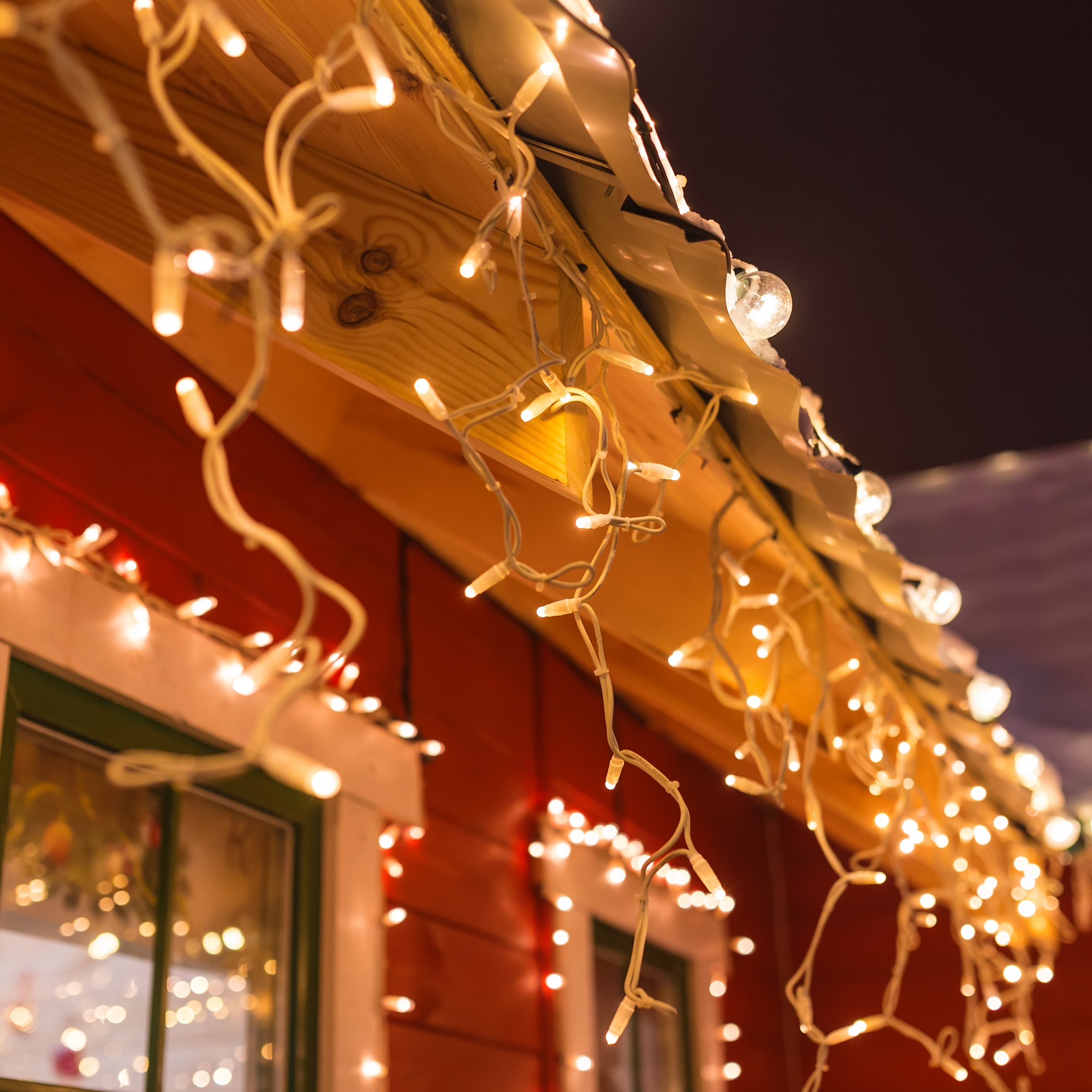 Light Up The Holidays! 5 Ways To Improve Visibility At Home